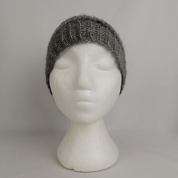 Handmade Grey Knit Pony Tail Toque - Picture 2 of 7